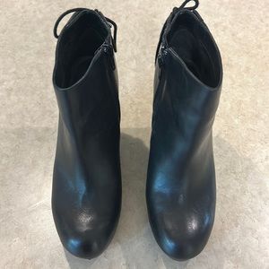 Gianni Bini Boots, Black, 7.5